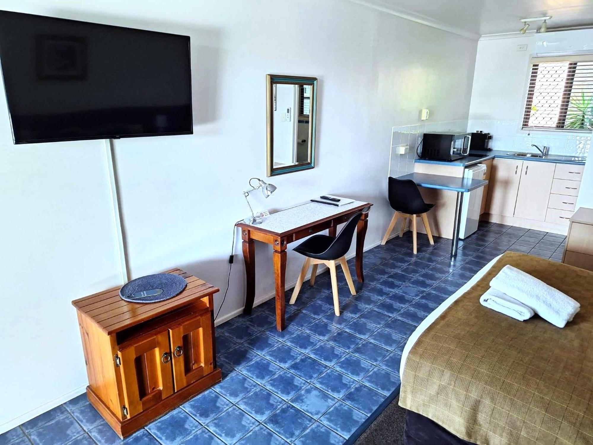 Central Studio Accommodation Gladstone Buitenkant foto